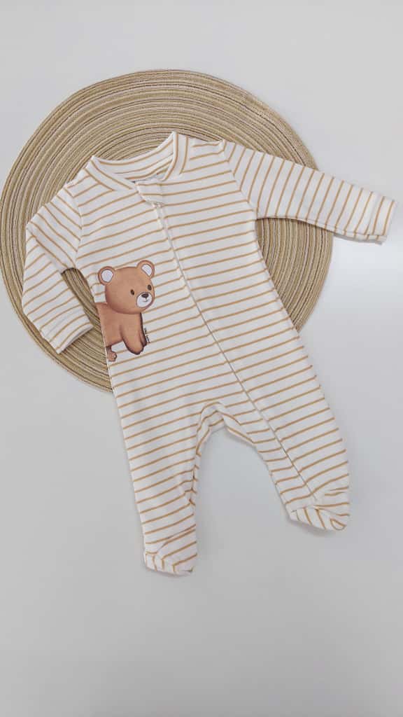 Macacão Bebê Menino em Suedine C/ Zíper Urso - Kiko Baby