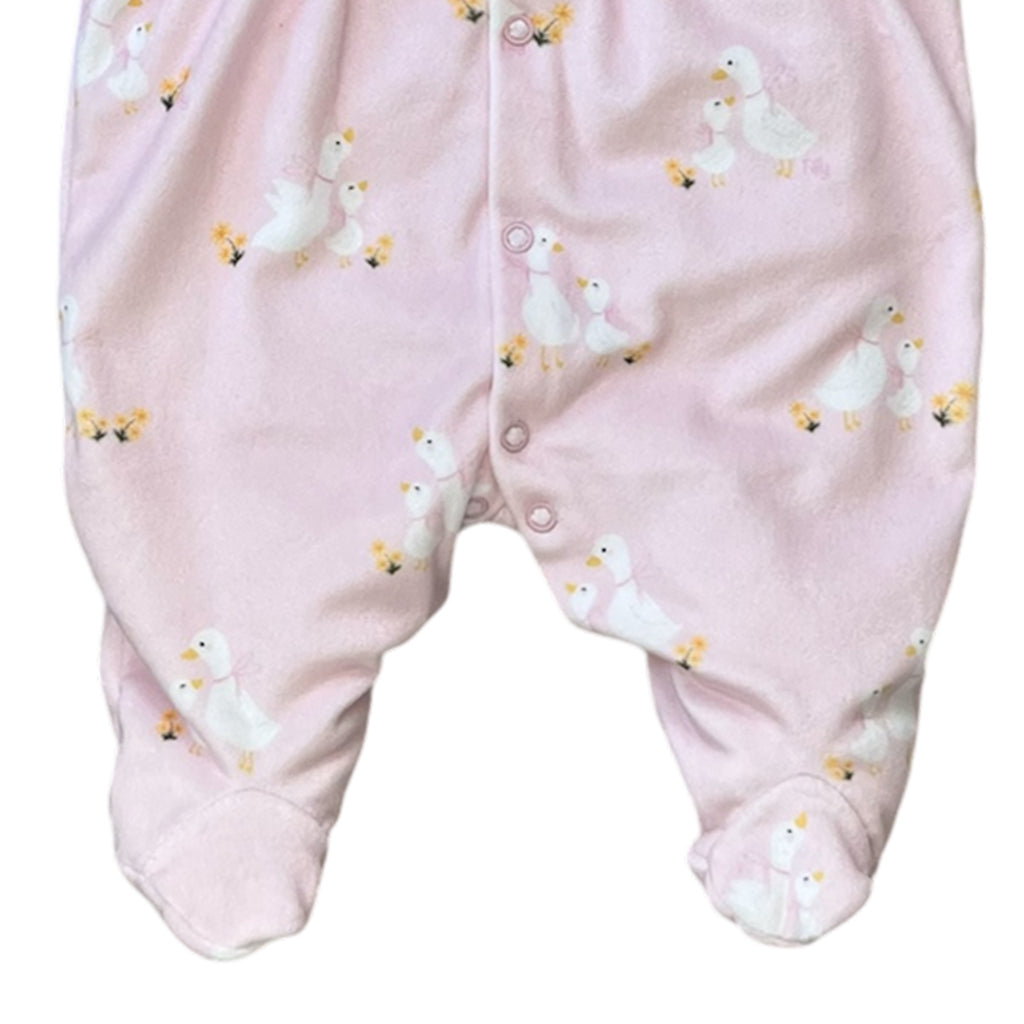 Macacão Plush Bebê Menina Patinhas - Tilly Baby