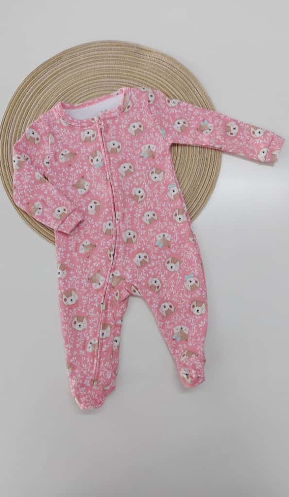 Macacão Bebê Menina em Suedine Bichinhos - Kiko Baby