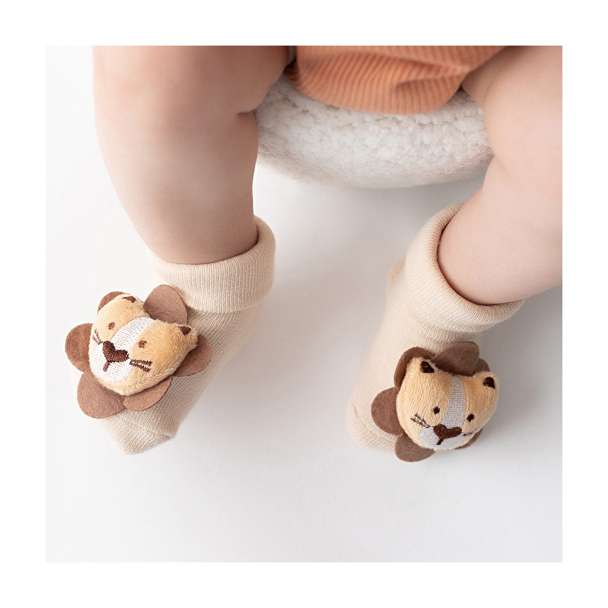 Meia Bichinho Bebê Menino RN C/ Chocalho Leão - Pimpolho